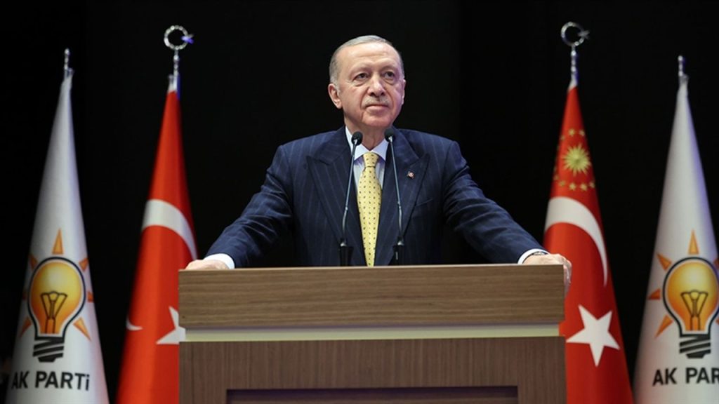 Erdoğan’dan ‘CHP kurultayı’ mesajı: “Bu bilek güreşinin hiçbir yerinde yokuz”
