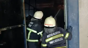 Bozüyük’te Yatak Fabrikasında Yangın