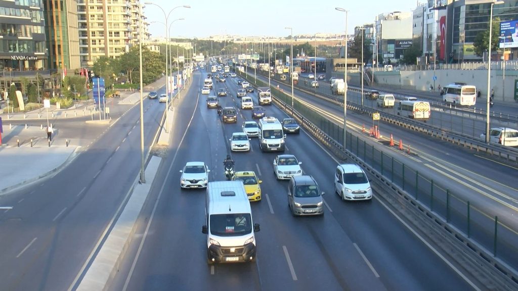 ‘Plansızlık Elazığ’ı çökertti’