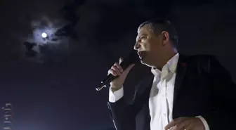 Özgür Özel, Şişli’de Yolsuzluk ve Hukuksuzlukları Protesto Etti