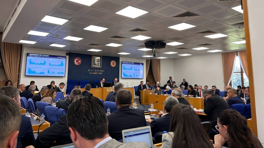SGK Başkanı’nın Açıklamaları Komisyon’da Gerilime Neden Oldu!