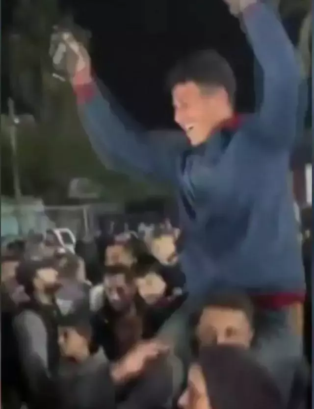 Tarihi anlaşma Gazze'de sevinçle karşılandı